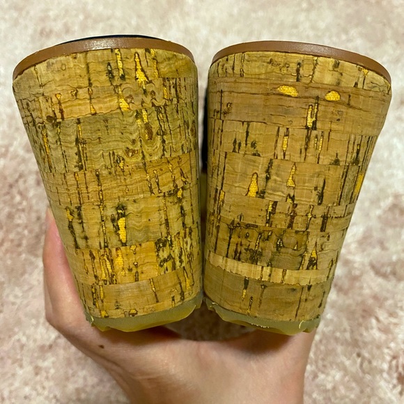 BRAND NEW - DONALD J PLINER Ideala Crisscross Wedge Platform Sandals ❤️❤️❤️ - Picture 5 of 9